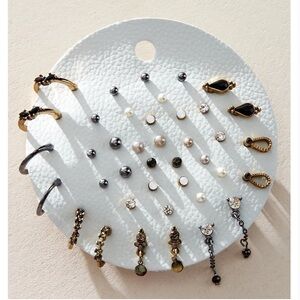 NWT Free People Mixed Metal and Pearl Earrings Set